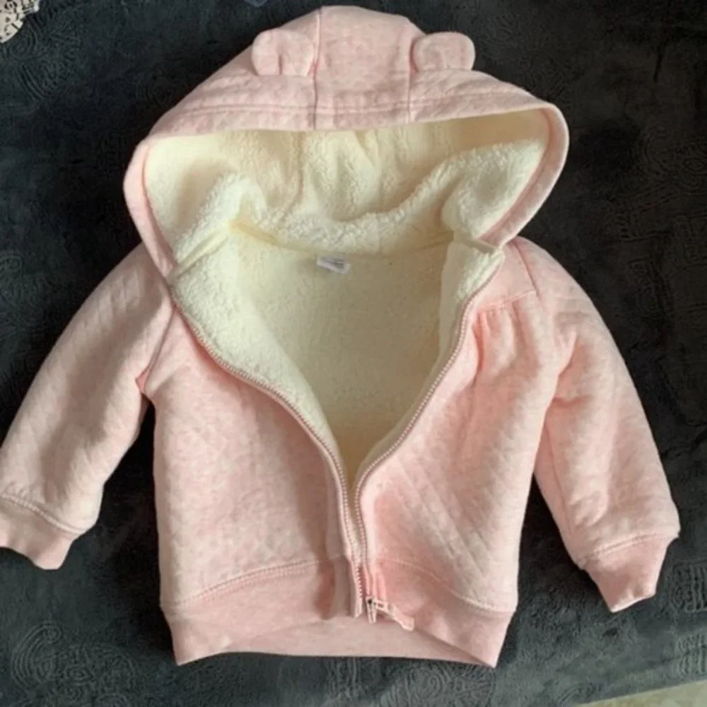 Carter’s pink hooded sweater jacket for baby size 6-9 months